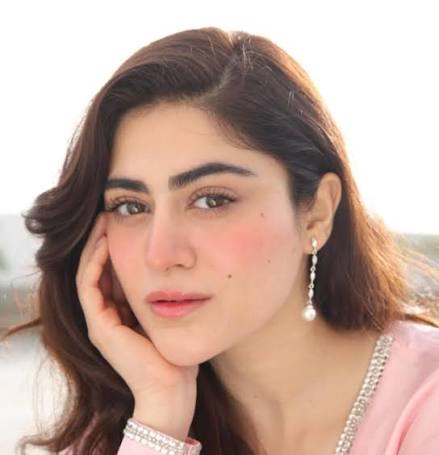 Hina Afridi Biography: Age, Boyfriend, Net Worth, Height, Parents, Movies & TV Shows, Social Media