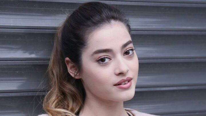 Simay Barlas Biography: Boyfriend, Age, Movies & TV Shows, Net Worth, Height, Parents, Career