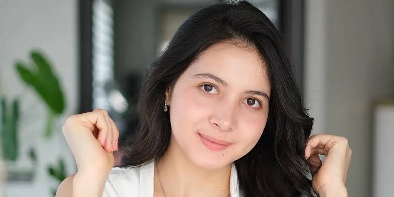 Bulan Sutena Biography: Age, Boyfriend, Net Worth, Songs, Height, Parents, Career, Movies