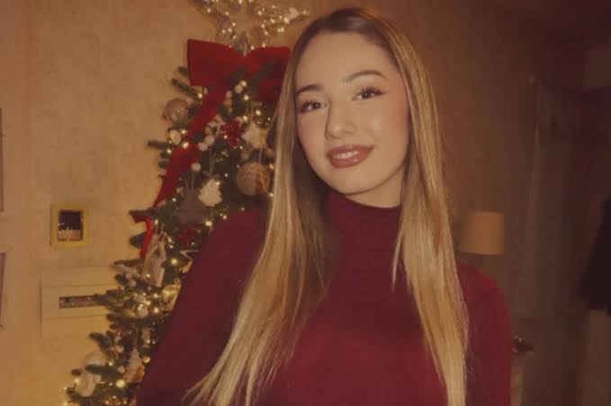 Viola Silvi Biography: Age, Boyfriend, Net Worth, Height, Parents, TikTok, Family, Sister