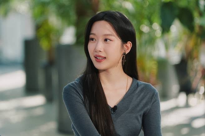 Moon Ga-young Biography: Age, Boyfriend, Net Worth, Height, Movies & TV Shows, Parents, Sister
