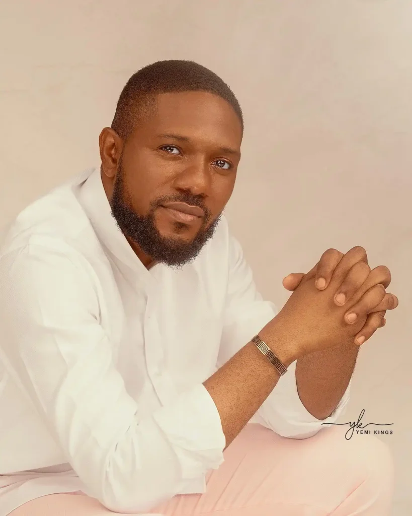 Yinka Okeleye Biography: Wife, Child, Height, Ethnicity, Age, Net Worth, Siblings, Parents, Lyrics