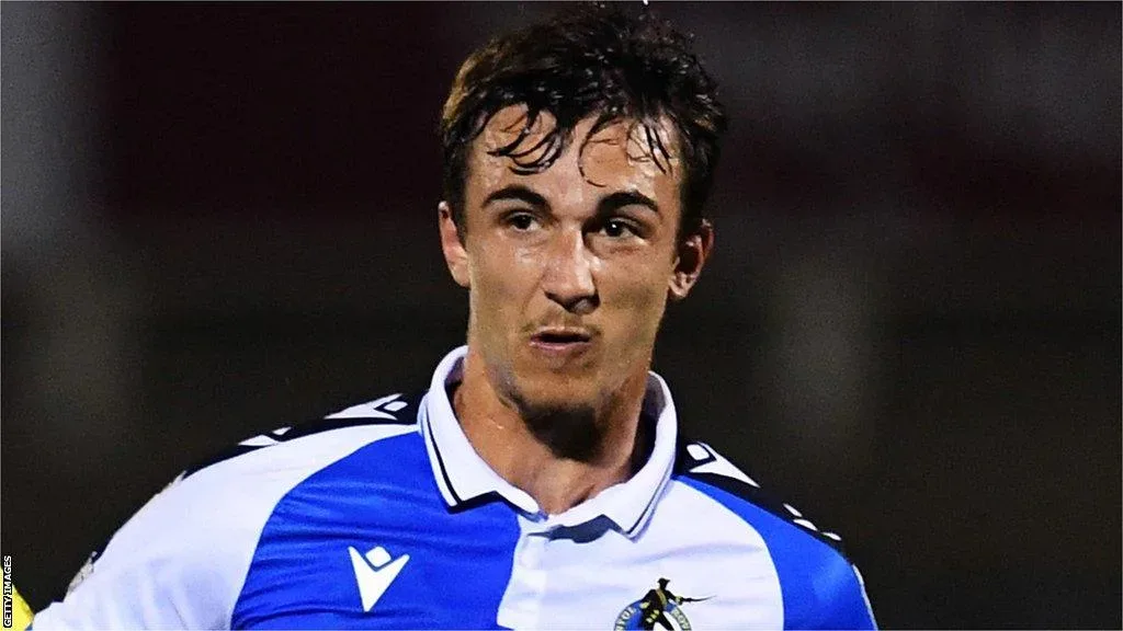 Pablo Martínez Biography: Age, Height, Net Worth, Parents, Career, Stats, Position
