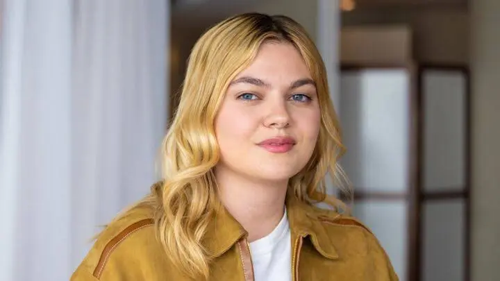 Louane Emera Biography: Husband, Age, Kids, Height, Net Worth, Parents, Movies & TV Shows, Eurovision Louane Emera Biography: Husband, Age, Kids, Height, Net Worth, Parents, Movies & TV Shows, Eurovision