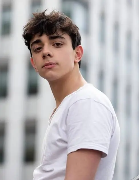 Pietro Sparvoli Biography: Age, Girlfriend, Net Worth, Movies & TV Shows, Parents, Height, Career Pietro Sparvoli Biography: Age, Girlfriend, Net Worth, Movies & TV Shows, Parents, Height, Career