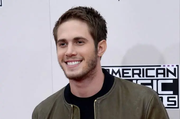 Blake Jenner Biography: Ex-Wife, Age, Net Worth, Movies & TV Shows, Glee, Height Blake Jenner Biography: Ex-Wife, Age, Net Worth, Movies & TV Shows, Glee, Height