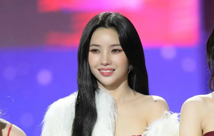 Jeon So-yeon Biography: Age, Boyfriend, Net Worth, Songs, Albums, Parents, Height, Career Jeon So-yeon Biography: Age, Boyfriend, Net Worth, Songs, Albums, Parents, Height, Career