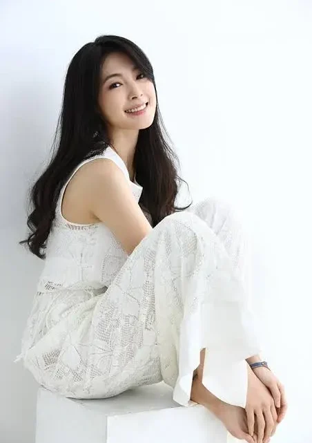 Peggy Tseng Biography: Husband, Age, Net Worth, Height, Movies & TV Shows, Parents, Career Peggy Tseng Biography: Husband, Age, Net Worth, Height, Movies & TV Shows, Parents, Career