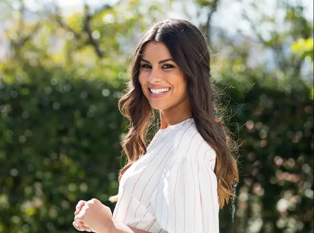 Carolina Loureiro Biography: Age, Boyfriend, Height, Movies, Net Worth, Parents, TV Shows, Instagram Carolina Loureiro Biography: Age, Boyfriend, Height, Movies, Net Worth, Parents, TV Shows, Instagram