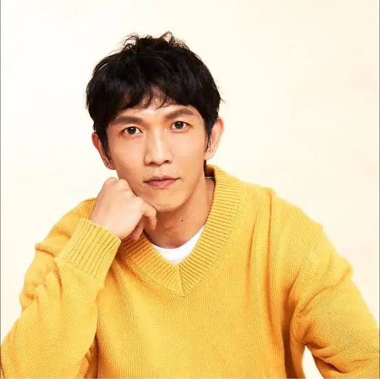 Shang-Ho Huang Biography: Wife, Age, Movies, Net Worth, Height, Parents, Career, Education Shang-Ho Huang Biography: Wife, Age, Movies, Net Worth, Height, Parents, Career, Education