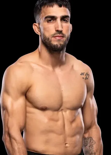 Yadier Del Valle Biography: Wife, Age, UFC Record, Height, Net Worth, Parents, Food Truck Yadier Del Valle Biography: Wife, Age, UFC Record, Height, Net Worth, Parents, Food Truck