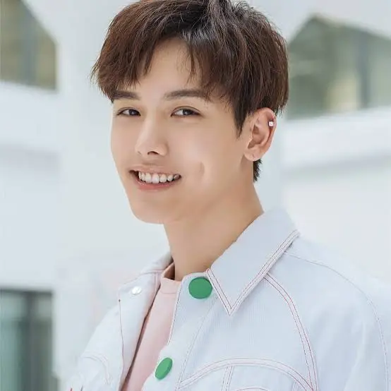 Riley Wang Biography: Age, Height, Net Worth, Career, Girlfriend, Movies, Music, DJ Riley Wang Biography: Age, Height, Net Worth, Career, Girlfriend, Movies, Music, DJ