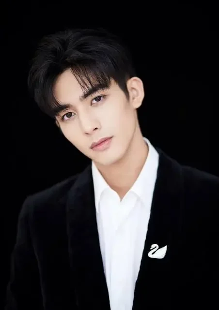 Song Weilong Biography: Age, Girlfriend, Net Worth, Movies, TV Shows, Height, Parents Song Weilong Biography: Age, Girlfriend, Net Worth, Movies, TV Shows, Height, Parents