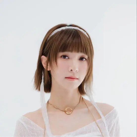 Winni (Taiwanese host) Biography: Age, Boyfriend, Net Worth, Songs, Albums, Height, Parents, TV Shows Winni (Taiwanese host) Biography: Age, Boyfriend, Net Worth, Songs, Albums, Height, Parents, TV Shows
