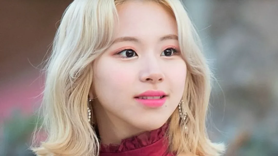 Chaeyoung Biography: Age, Net Worth, Real Names, Parents, Boyfriend, Singles