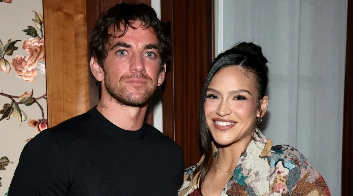 Alex Fine Biography: Spouse, Age, Height, Net Worth, TV Shows, Parents, Nationality, Children