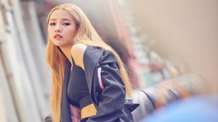 Jeon So-yeon Biography: Age, Boyfriend, Net Worth, Songs, Albums, Parents, Height, Career
