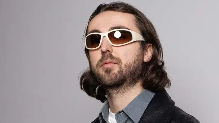 Ares (Rapper) Biography: Somgs, Age, Net Worth, Parents, Siblings, TikTok, Instagram, Height