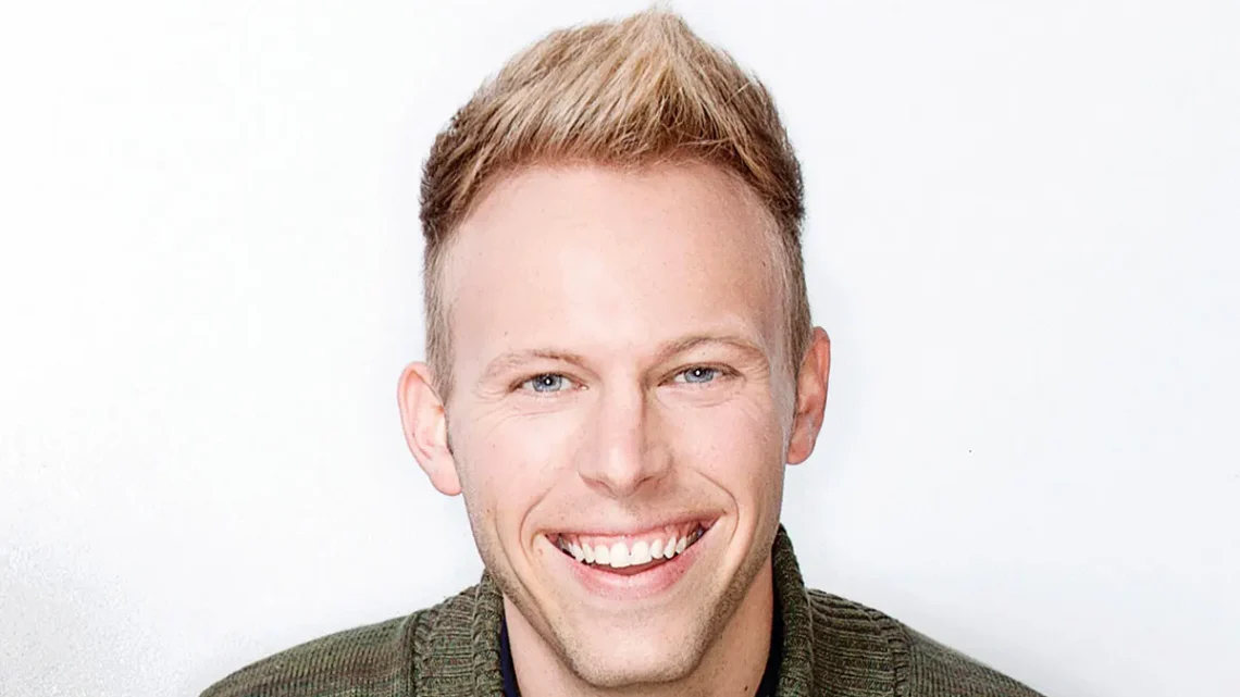 Justin Paul Biography: Age, Net Worth, Siblings, Parents, Height, Children, Awards, Songs Justin Paul Biography: Age, Net Worth, Siblings, Parents, Height, Children, Awards, Songs