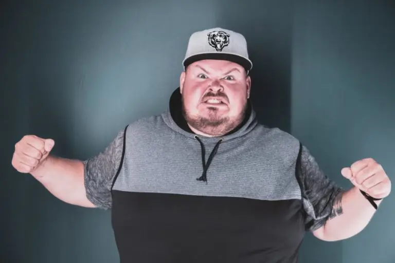 Larvinen (Rapper) Biography: Instagram, Spouse, Height, Wiki, Siblings, Songs, Age, Net Worth