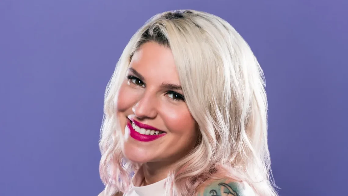 Carly Aquilino Biography: Age, Ex-Boyfriends, Net Worth, Height, Parents, Career, TV Shows, Podcast