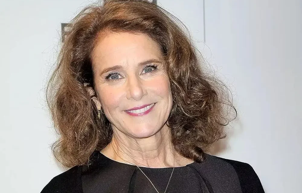 Debra Winger Biography: Husband, Age, Children, Movies, Net Worth, Awards, Height, Parents