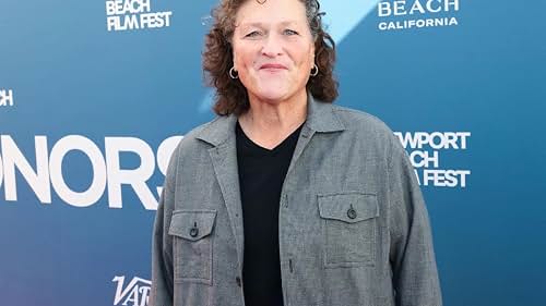 Dot-Marie Jones Biography: Wife, Age, Height, Net Worth, Parents, Movies & TV Shows, Career