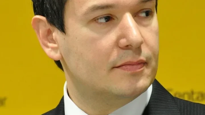 Nemanja Šarović Biography: Awards, Child, Wife, Height, Ethnicity, Age, Net Worth, Siblings, Parents