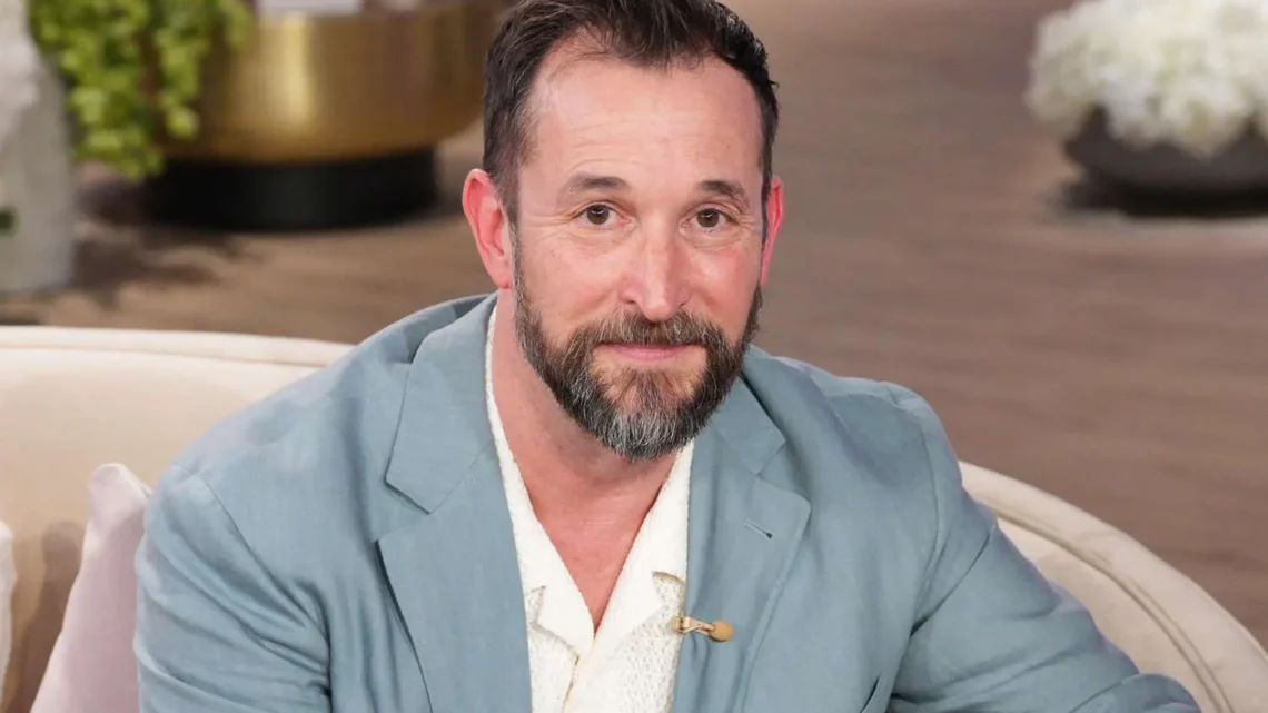 Noah Wyle Biography: Awards, Films, Height, Ethnicity, Age, Net Worth, Siblings, Parents, Wife, Children Noah Wyle Biography: Awards, Films, Height, Ethnicity, Age, Net Worth, Siblings, Parents, Wife, Children