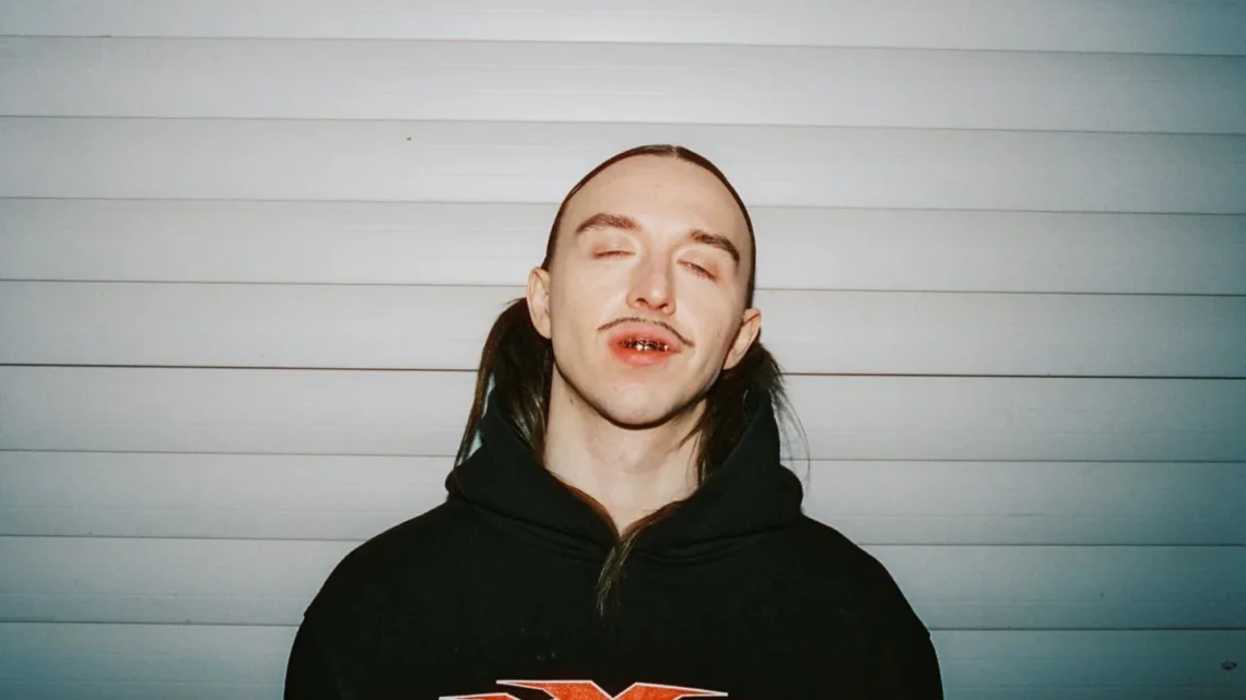 Tommy Cash Biography: Age, Net Worth, Instagram, Girlfriend, Height, Wiki, Parents, Siblings, Awards Tommy Cash Biography: Age, Net Worth, Instagram, Girlfriend, Height, Wiki, Parents, Siblings, Awards