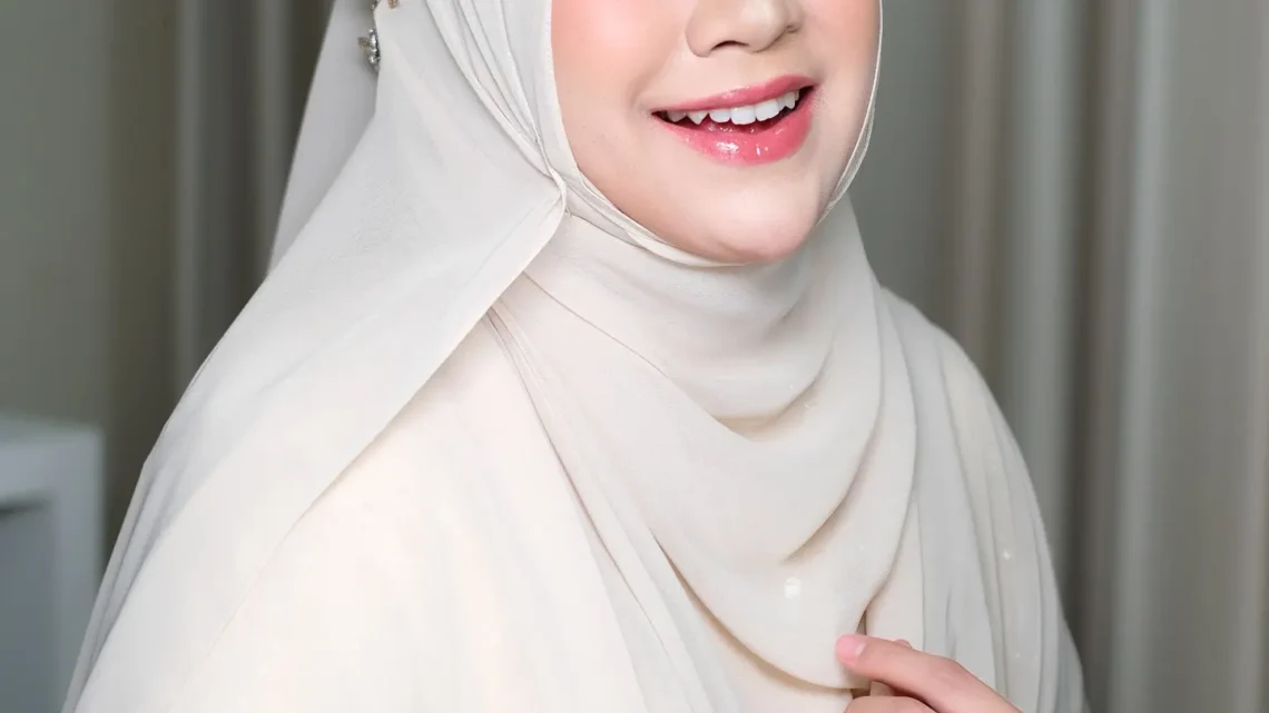 Anisa Rahma Biography: Awards, Films, Music, Siblings, Net Worth, Age, Parents, Height, Ethnicity, Husband, Kids Anisa Rahma Biography: Awards, Films, Music, Siblings, Net Worth, Age, Parents, Height, Ethnicity, Husband, Kids