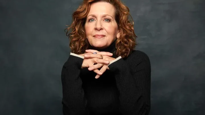 Betsy Aidem Biography: Age, Net Worth, Nationality, Height, Spouse, Movies, Parents