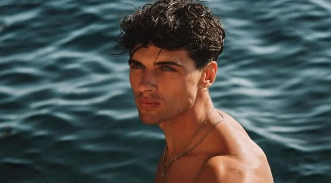 Daniel Illescas Biography: Wife, Children, Height, Age, Net Worth, Parents, Nationality Daniel Illescas Biography: Wife, Children, Height, Age, Net Worth, Parents, Nationality