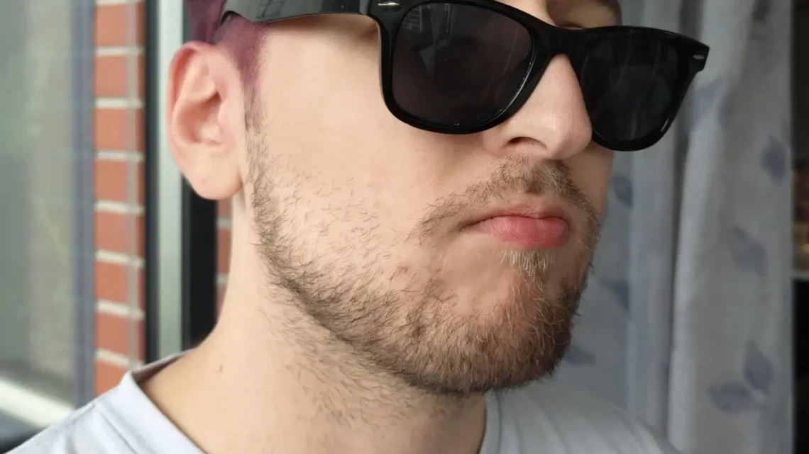 Dumbs Biography: YouTube, Girlfriend, Social Media, Age, Parents, Height, Ethnicity, Siblings, Net Worth Dumbs Biography: YouTube, Girlfriend, Social Media, Age, Parents, Height, Ethnicity, Siblings, Net Worth