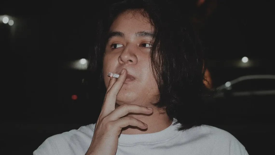 Esa Septian Pramudha Sigit Biography: Siblings, Net Worth, Age, Parents, Height, Ethnicity, Girlfriend, Awards, Movies Esa Septian Pramudha Sigit Biography: Siblings, Net Worth, Age, Parents, Height, Ethnicity, Girlfriend, Awards, Movies
