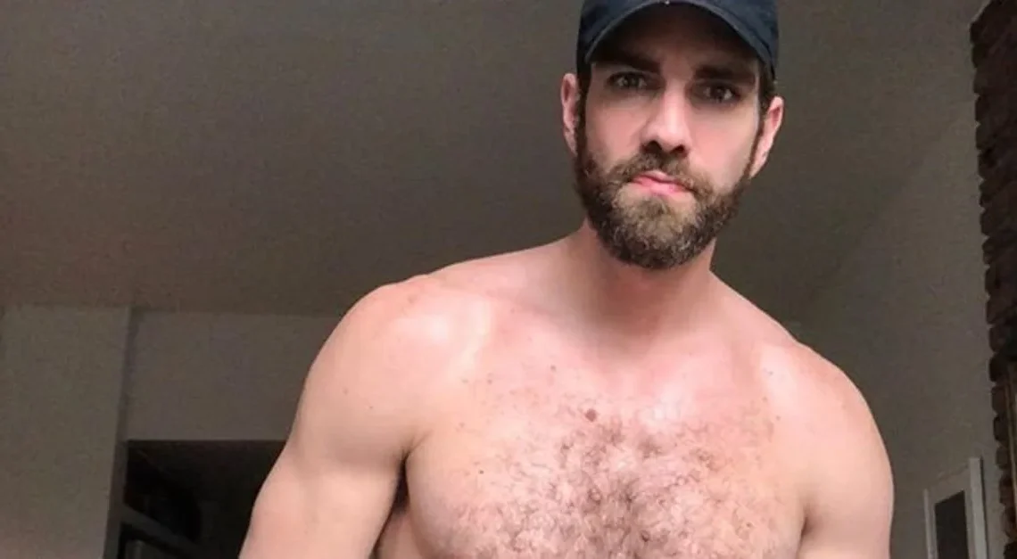 Timothy Hughes Biography: Age, Net Worth, Spouse, Height, Wiki, Parents, Siblings, Movies