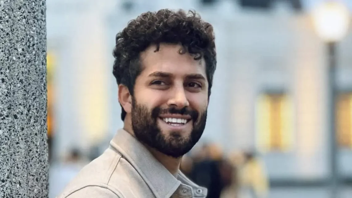 Javier De Hoyos Biography: Spouse, Age, Height, Net Worth, YouTube, TV Shows Javier De Hoyos Biography: Spouse, Age, Height, Net Worth, YouTube, TV Shows