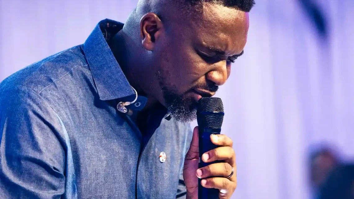 Joe Mettle Biography: Awards, Music, Wife, Child, Net Worth, Siblings, Height, Ethnicity, Age, Parents Joe Mettle Biography: Awards, Music, Wife, Child, Net Worth, Siblings, Height, Ethnicity, Age, Parents