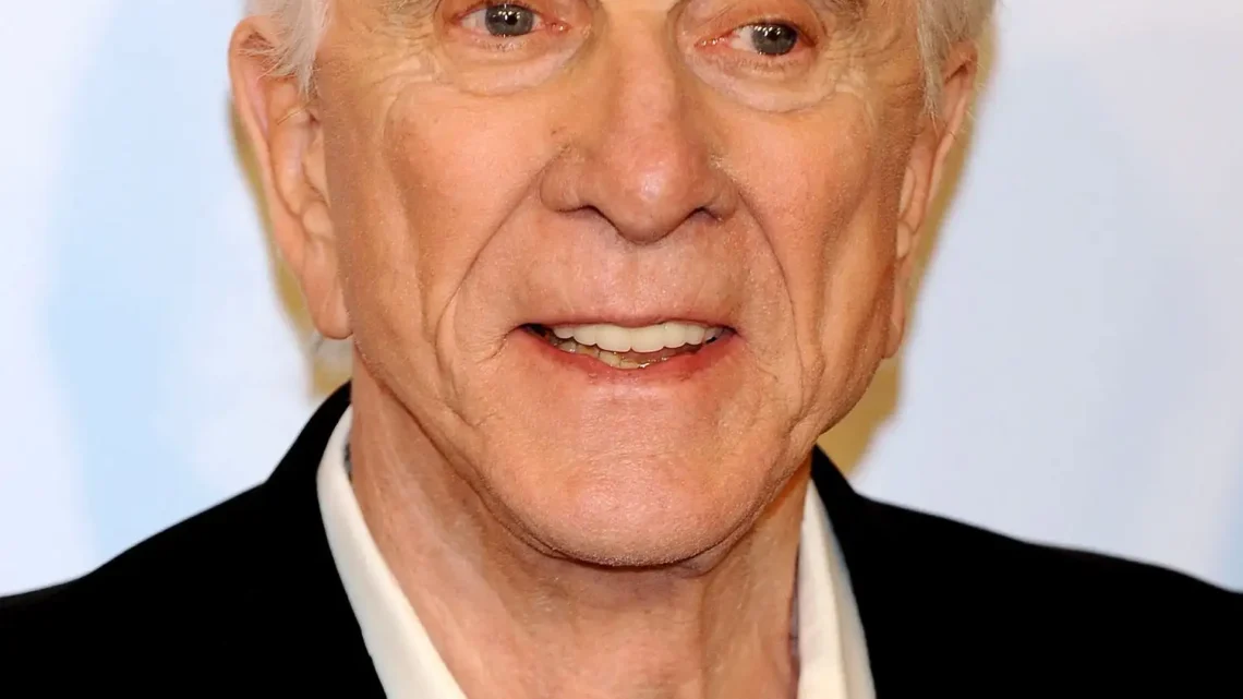 Leslie Nielsen Biography: Cause of Death, Wife, Daughters, Films, Awards, Height, Ethnicity, Age, Net Worth, Siblings, Parents Leslie Nielsen Biography: Cause of Death, Wife, Daughters, Films, Awards, Height, Ethnicity, Age, Net Worth, Siblings, Parents