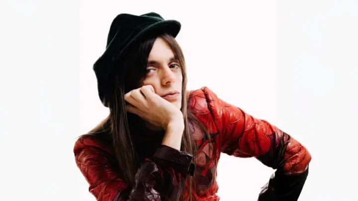 Lucio Corsi Biography: Wife, Age, Net Worth, Height, Parents, Songs, Nationality