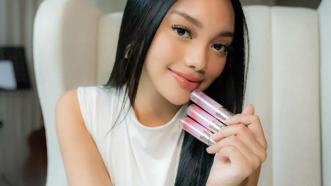 Naura Ayu Biography: Siblings, Net Worth, Age, Parents, Height, Ethnicity, Music, Films, Awards, Boyfriend Naura Ayu Biography: Siblings, Net Worth, Age, Parents, Height, Ethnicity, Music, Films, Awards, Boyfriend