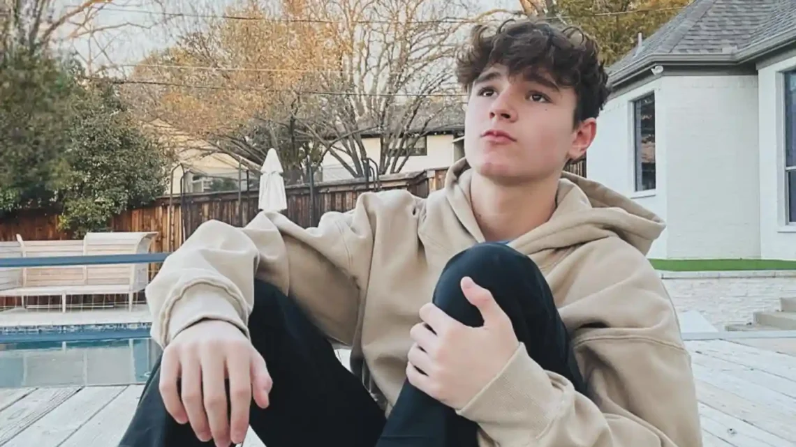 Ryder Tully Biography: YouTube, Music, Girlfriend, Height, Ethnicity, Age, Net Worth, Siblings, Parents Ryder Tully Biography: YouTube, Music, Girlfriend, Height, Ethnicity, Age, Net Worth, Siblings, Parents