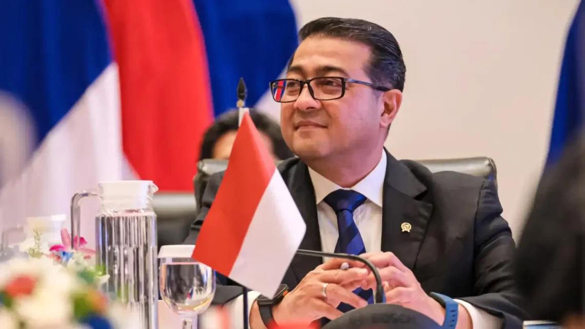 Teuku Riefky Harsya Biography: Wife, Age, Kids, Parents, Height, Ethnicity, Siblings, Net Worth, Political Party Teuku Riefky Harsya Biography: Wife, Age, Kids, Parents, Height, Ethnicity, Siblings, Net Worth, Political Party