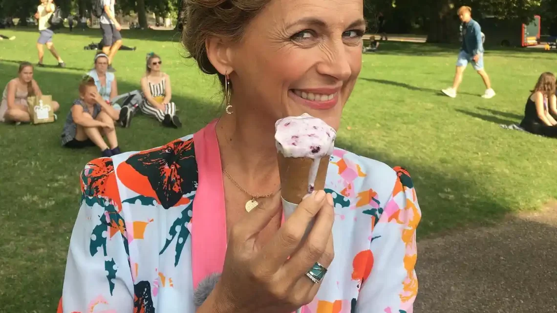Katie Derham Biography: Children, Husband, Awards, Age, Net Worth, Siblings, Parents, Height, Ethnicity Katie Derham Biography: Children, Husband, Awards, Age, Net Worth, Siblings, Parents, Height, Ethnicity
