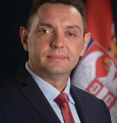 Aleksandar Vulin Biography: Height, Wife, Son, Awards, Ethnicity, Age, Net Worth, Siblings, Parents