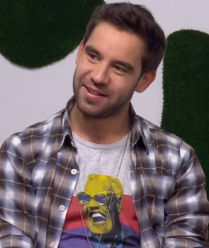 Agustín Sierra Biography: Age, Girlfriend, Net Worth, Movies & TV Shows, Height, Career