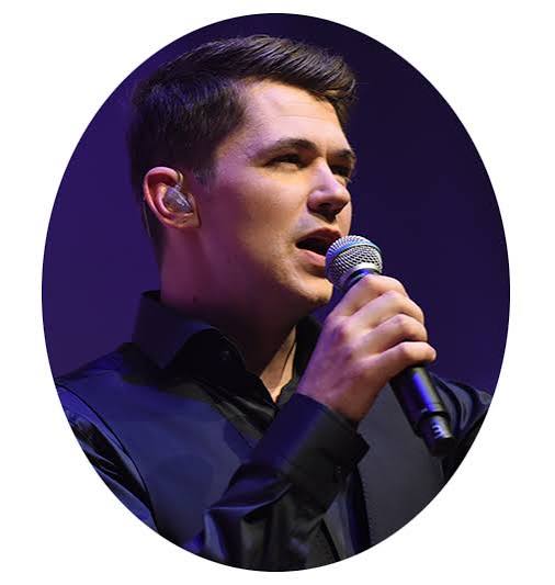 Damian McGinty Biography: Wife, Age, Net Worth, Height, Songs, Movies & TV Shows