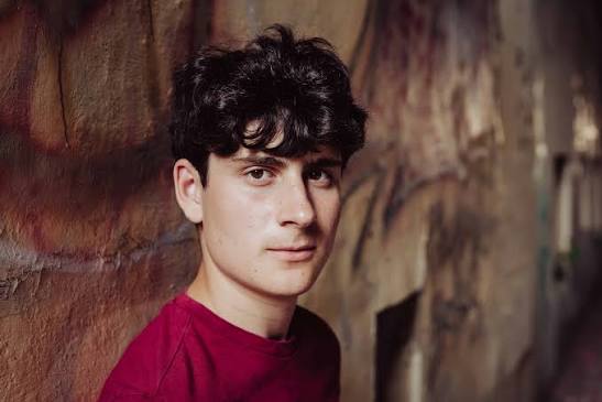 Liam Nicolosi Biography: Age, Girlfriend, Net Worth, Height, Parents, Movies & TV Shows, Sister