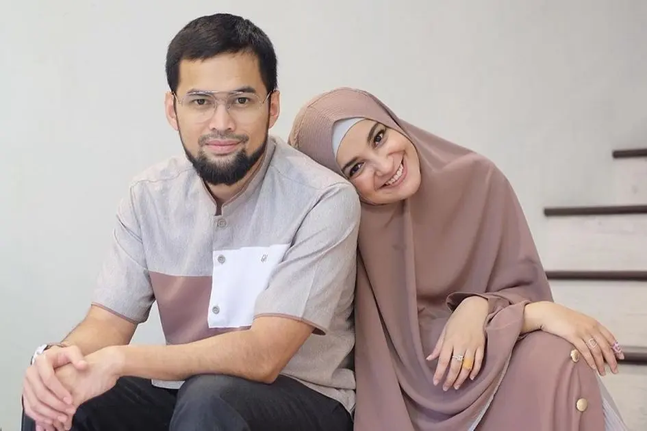 Teuku Wisnu Biography: Wife, Age, Children, Net Worth, Height, Movies & TV Shows, Parents, Songs Teuku Wisnu Biography: Wife, Age, Children, Net Worth, Height, Movies & TV Shows, Parents, Songs