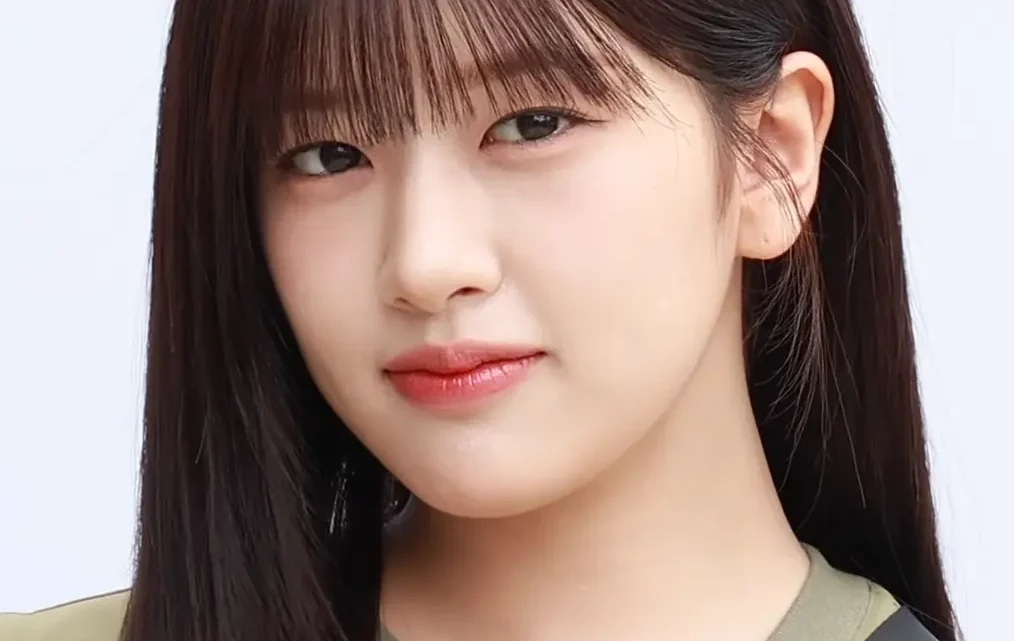 An Yu-jin Biography: Age, Height, Net Worth, Parents, Group, Songs, Boyfriend, Career An Yu-jin Biography: Age, Height, Net Worth, Parents, Group, Songs, Boyfriend, Career